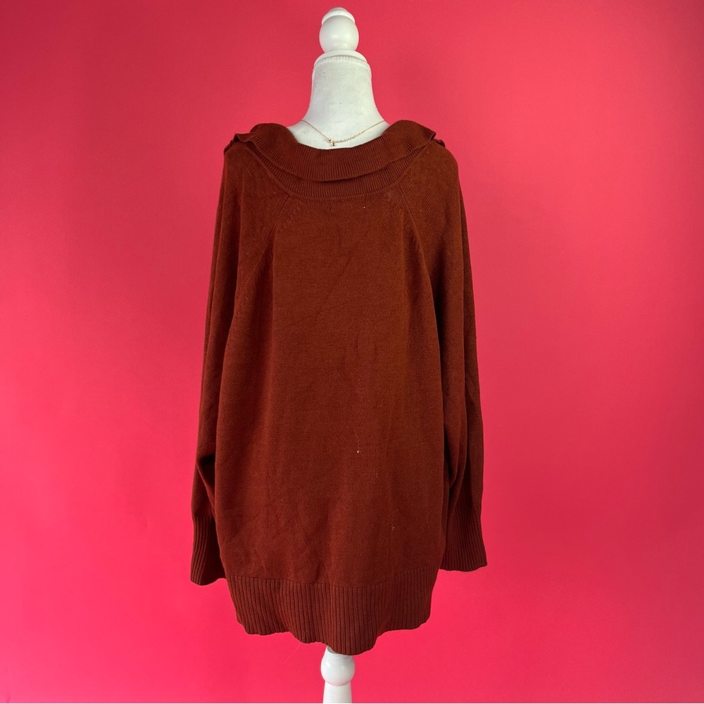 NWT Rust Long Sleeve V-Neck Sweater - Ava & Viv - Picture 3 of 8